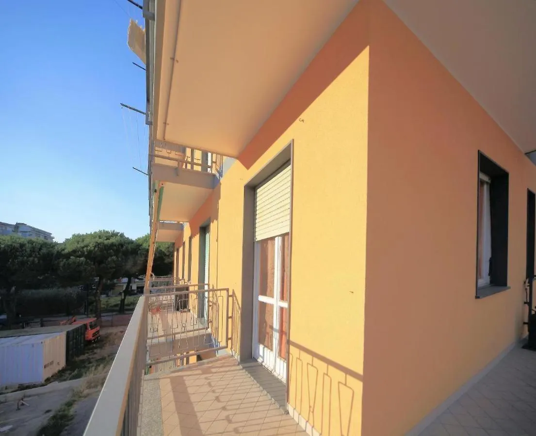 Italianway - Giardini 13 Apartment Borghetto Santo Spirito Italy