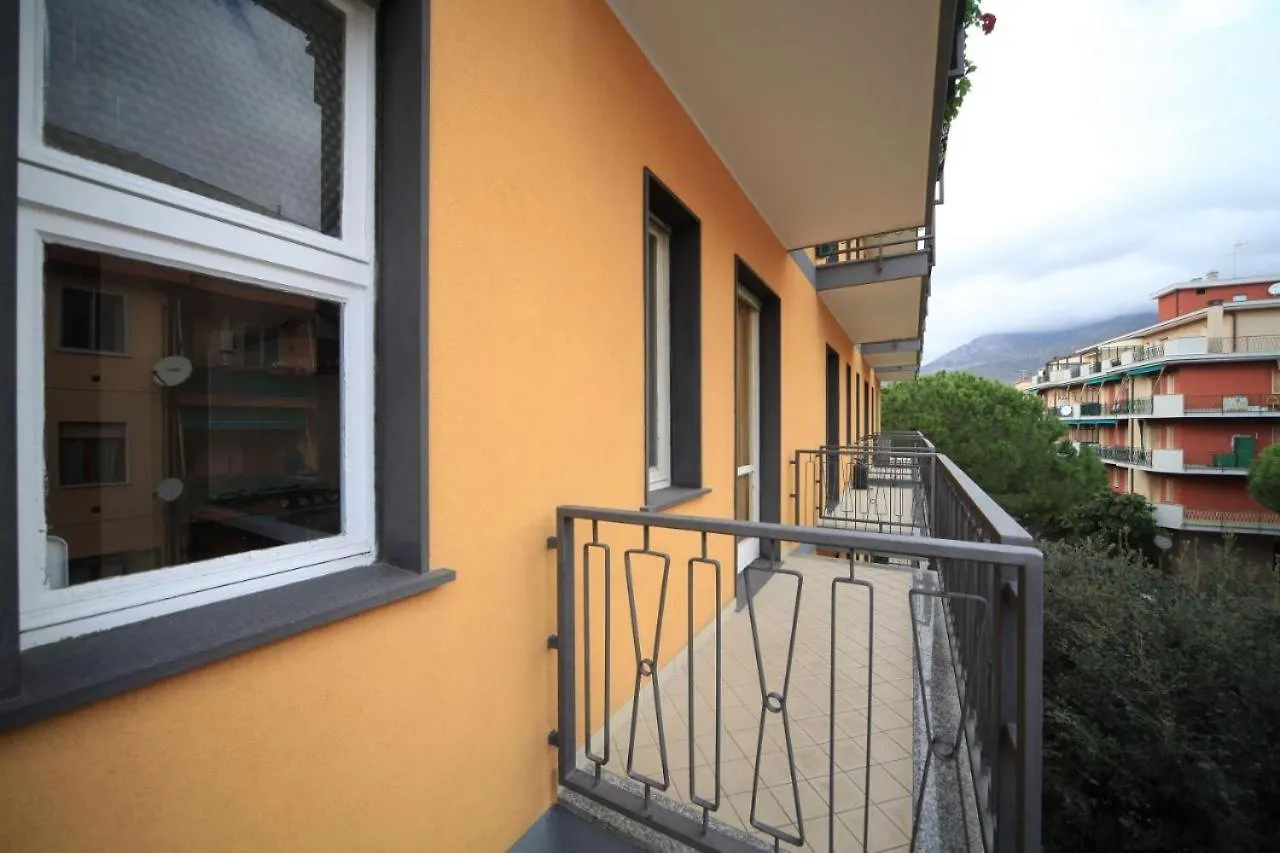 Italianway - Giardini 13 Apartment Borghetto Santo Spirito Italy