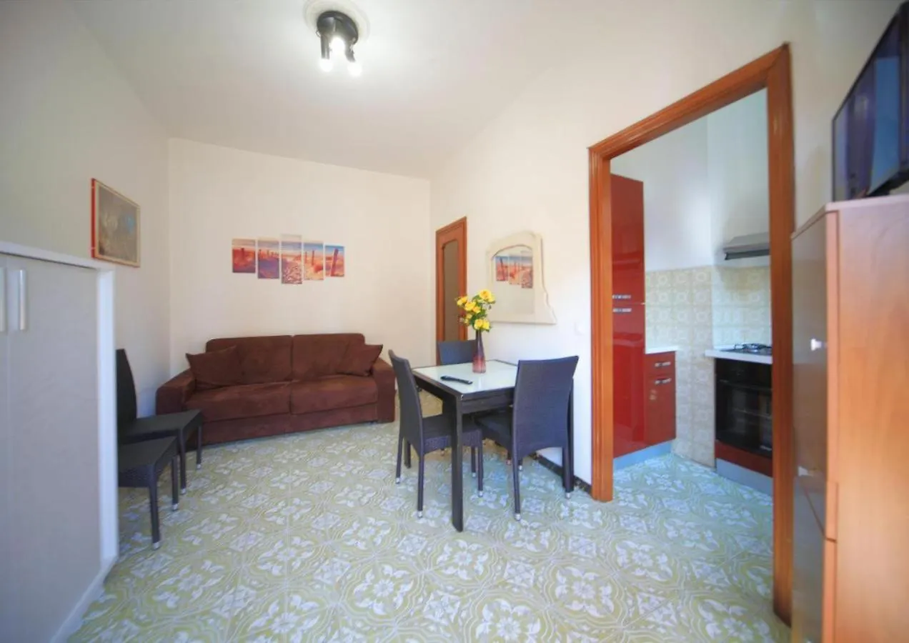 Italianway - Giardini 13 Apartment Borghetto Santo Spirito 0*,  Italy